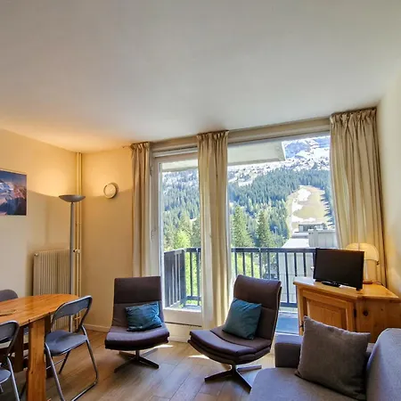 Confort Avec Balcon Sud, Proche Pistes Et Commerces, Equipements Pour 4 Personnes - Fr-1-425-183 * פליין